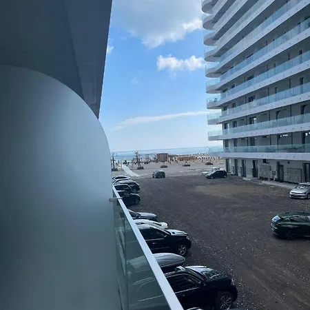 Studio With Sea View 马马亚